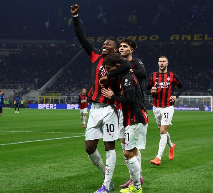 利拉德在开 利拉德在开